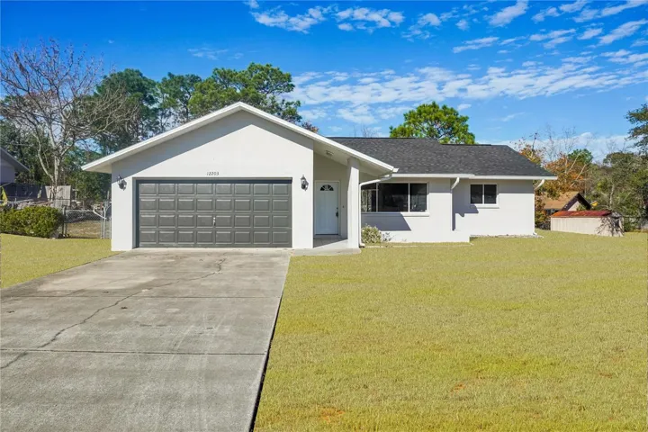 Front exterior ; virtually staged
