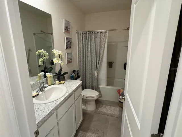 Bathroom #2