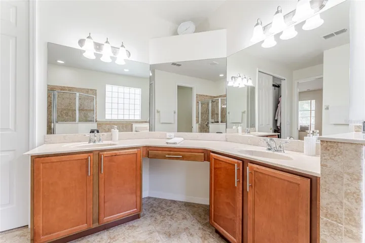 Primary Bathroom, First floor