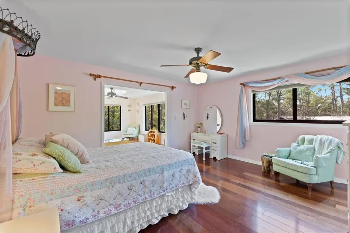 2nd Bedroom Suite w/ Flex Room
