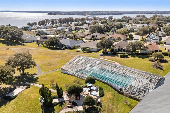 Resort-style amenities and courts