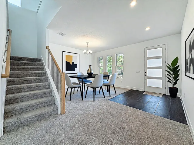 Dinning Room Virtually Staged