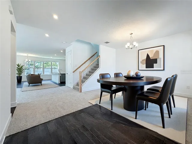 Dinning Room Virtually Staged