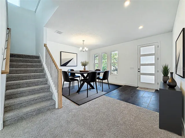 Dinning Room Virtually Staged
