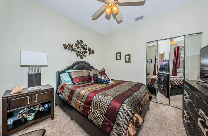 Bedroom 4 adjacent to pool bath