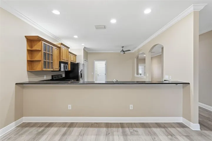 Large bar