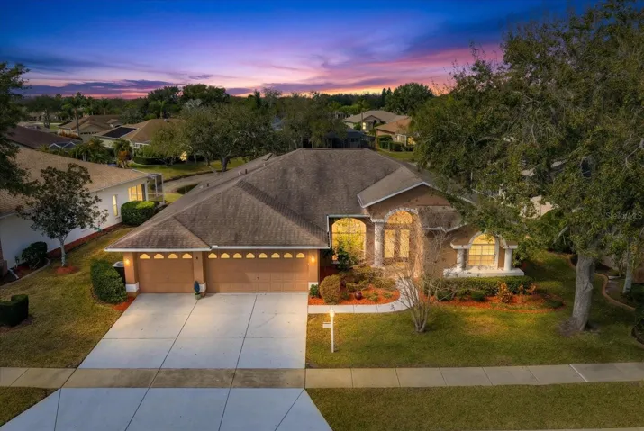Beautiful curb appeal!