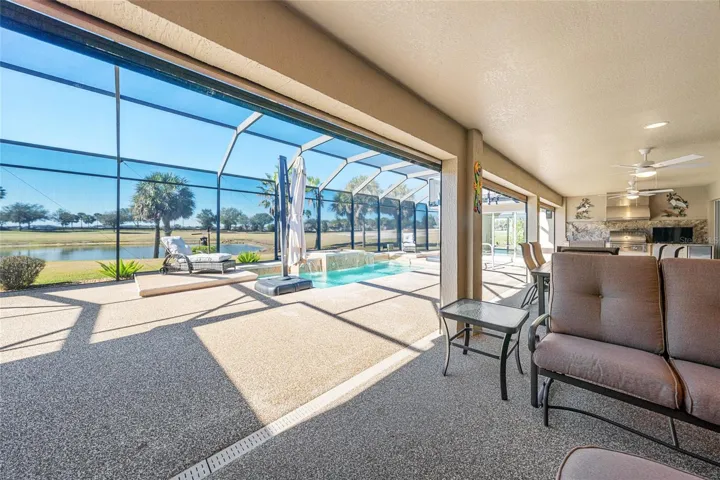 View from LANAI - Looking over the POOL