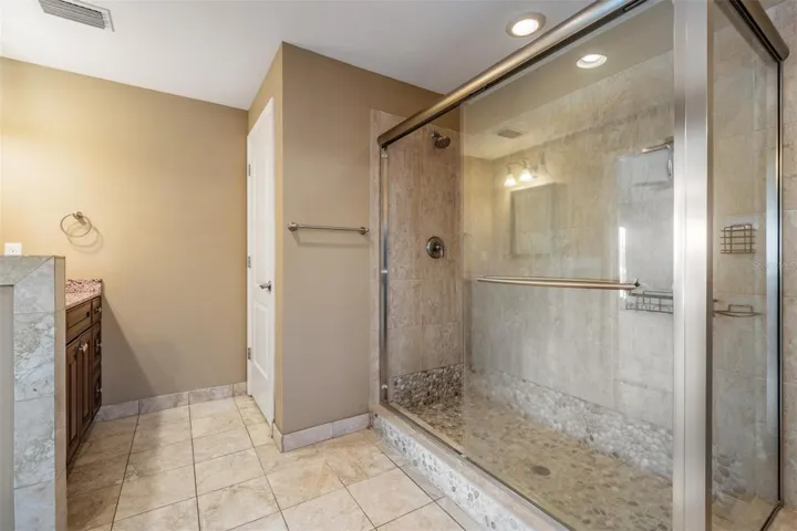 Ensuite bath