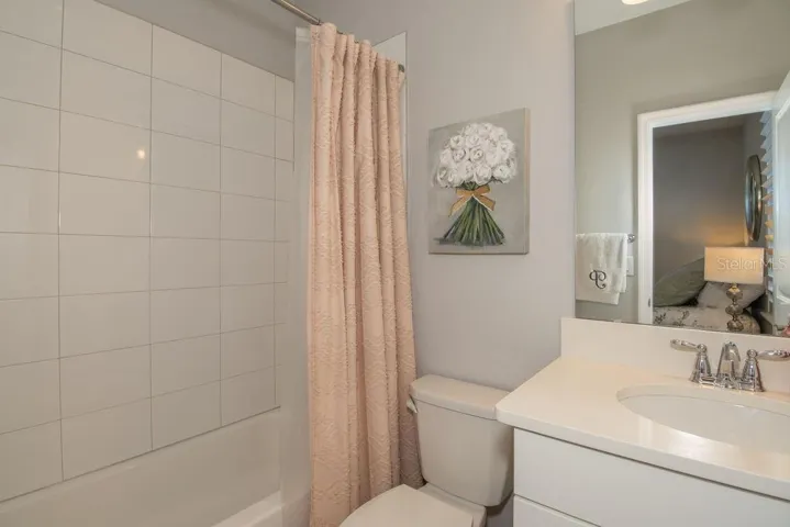 EN SUITE BATHROOM FOR BEDROOM TWO