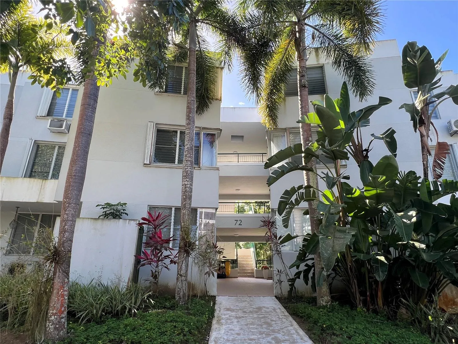 Aventura Building