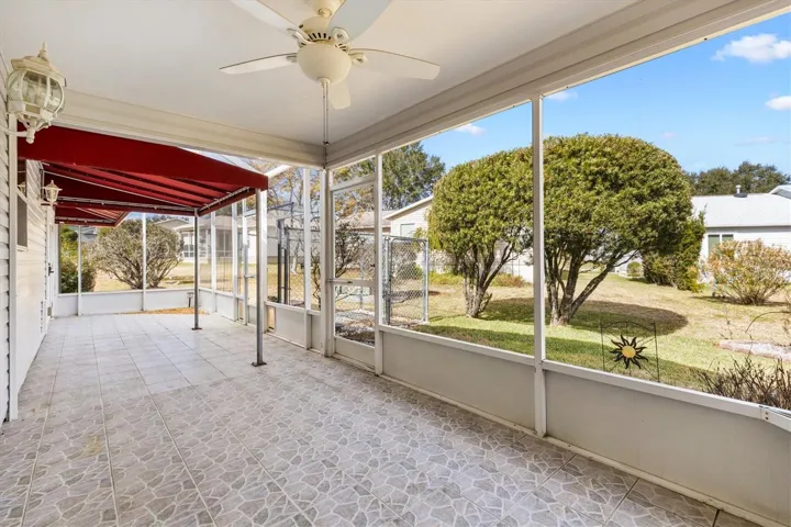 Lanai with Attached Birdcage