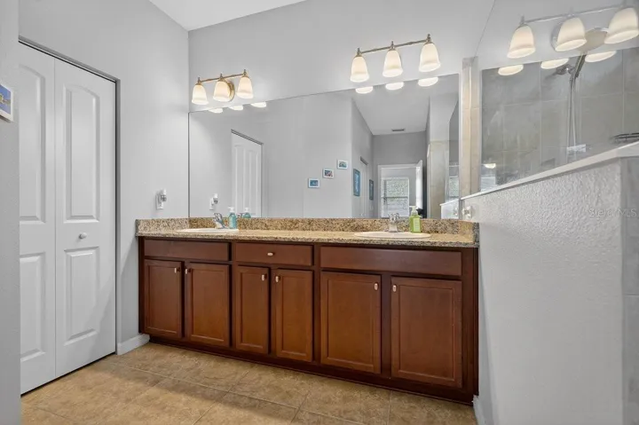 Dual sink