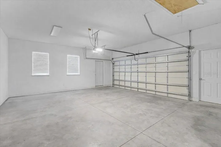 2.5 car garage