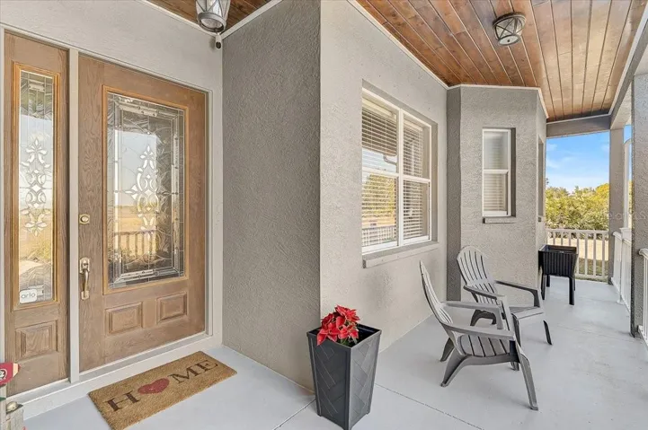 Welcoming large front porch, can you see that beautiful ceiling