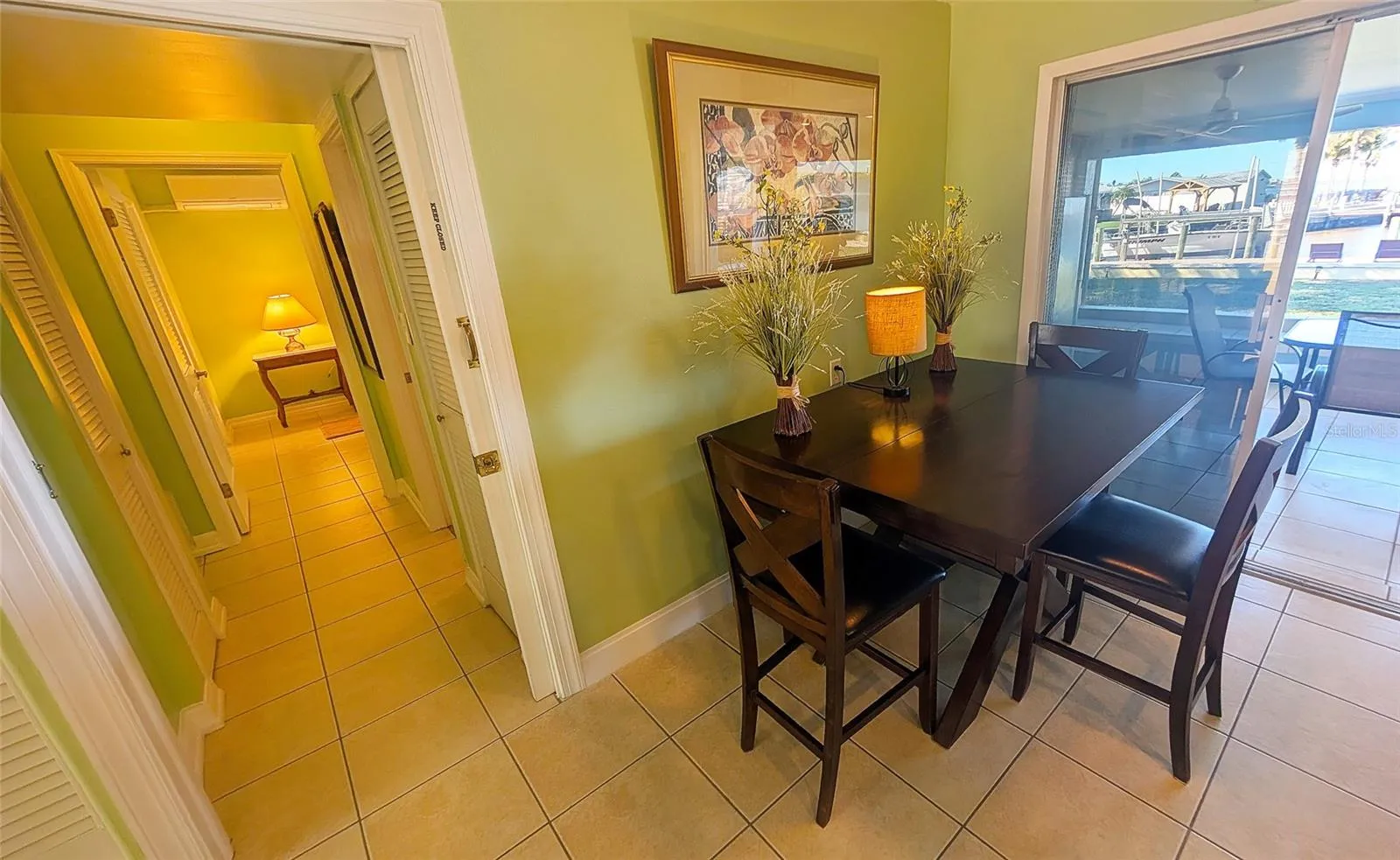 Dinette area