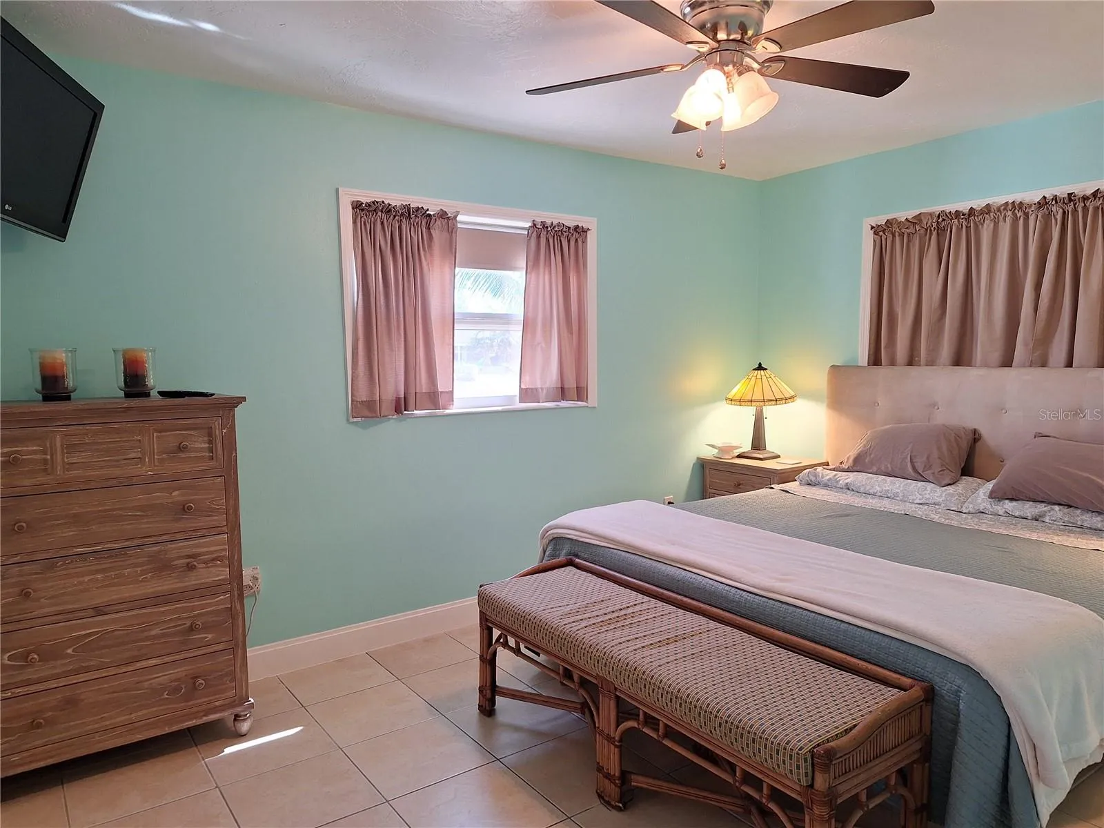 Bedroom #1