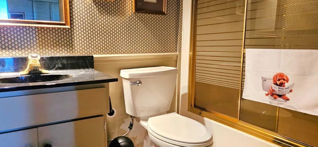 2nd Bathroom