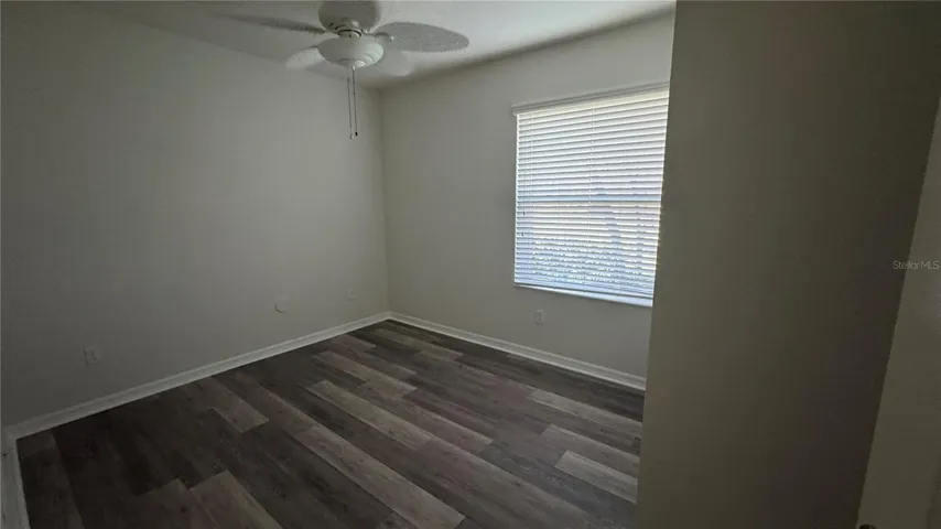 Middle Bedroom