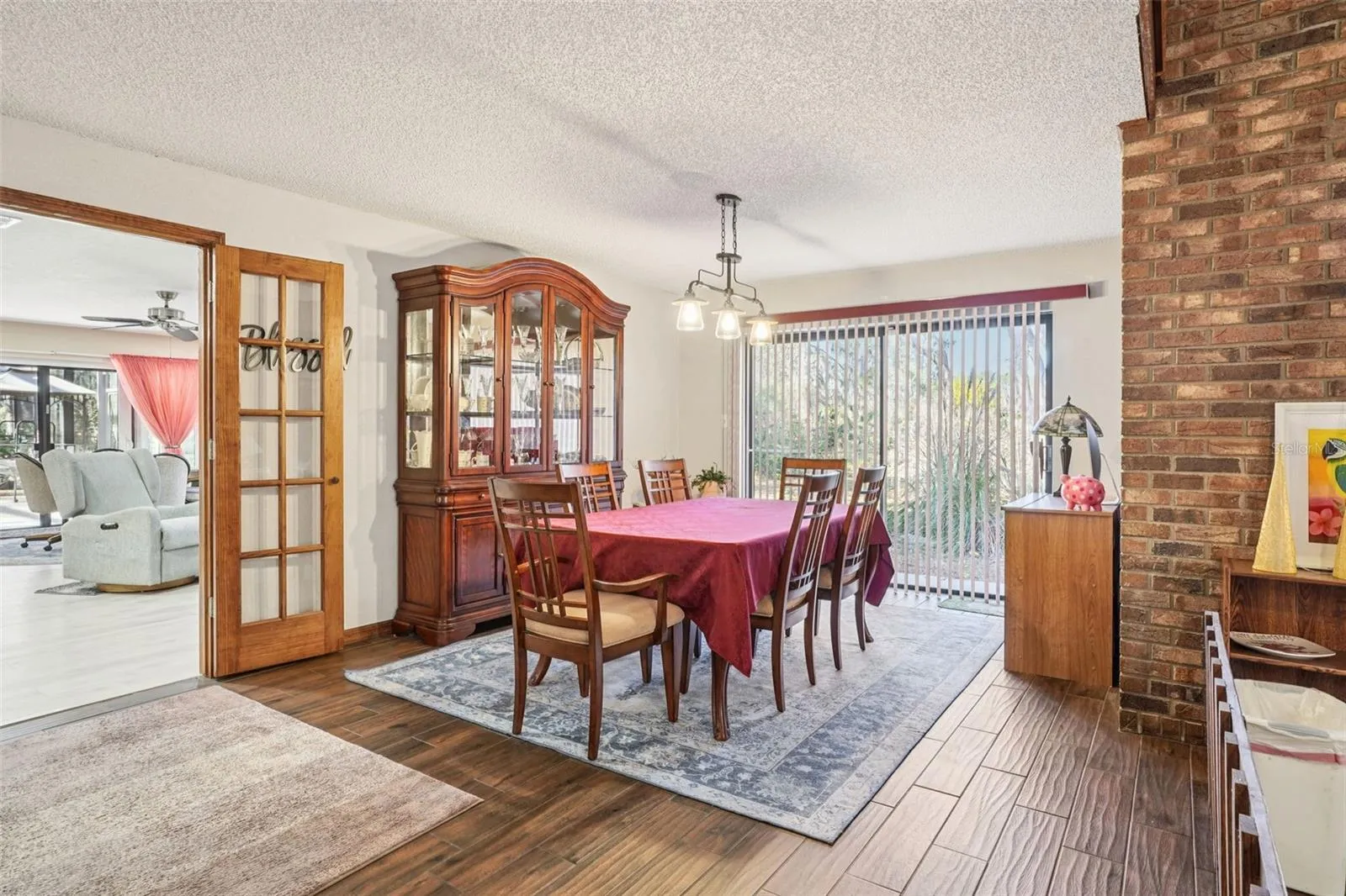 Formal dining