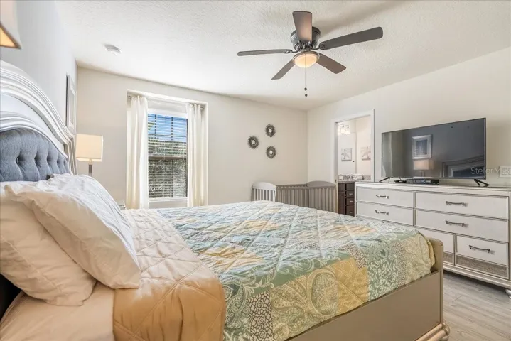 Mater bedroom