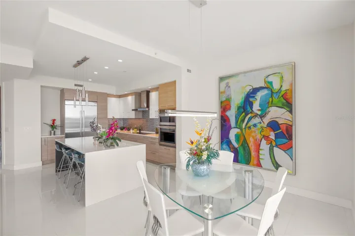 Watch the yatch from the breakfast table.