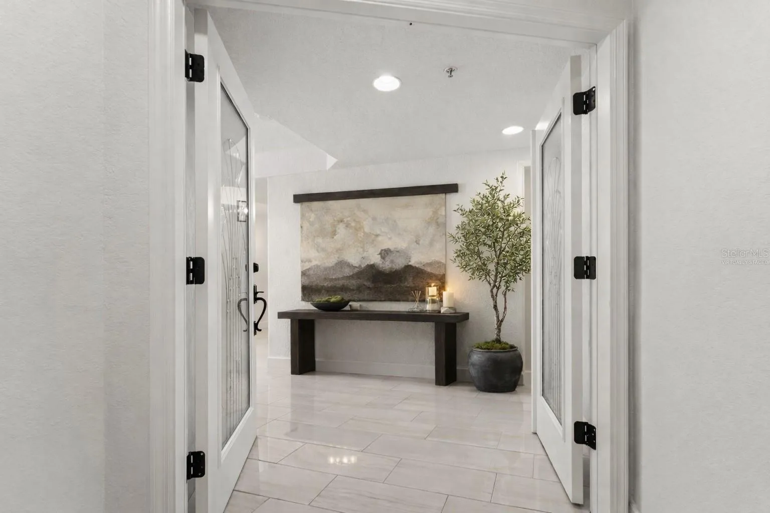 Virtually Staged Foyer