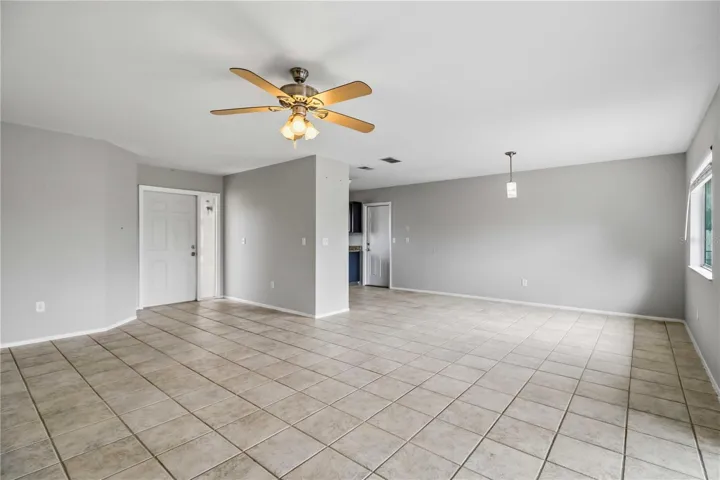 Living room, dining room/Sitting area