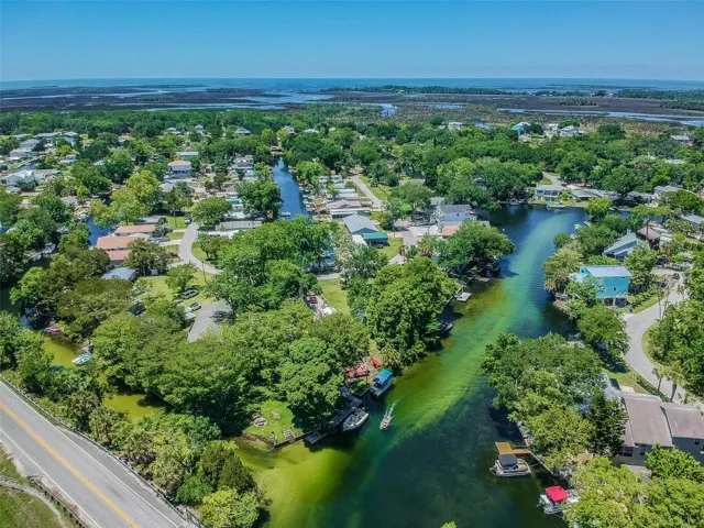 WEEKI WACHEE RIVER