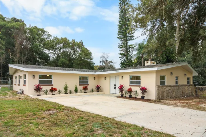 2524 Blue Lake Ct