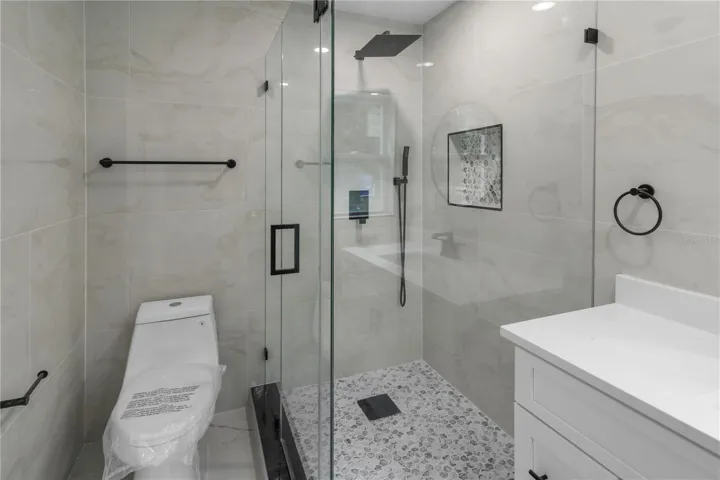 En Suite Bathroom #2