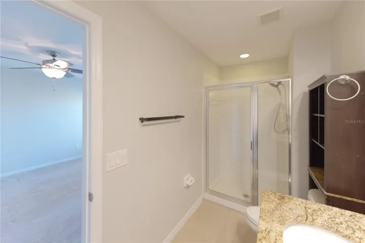 Full Bathroom 3