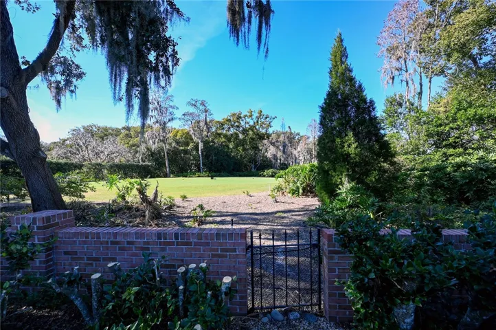 Avila golf course Frontage