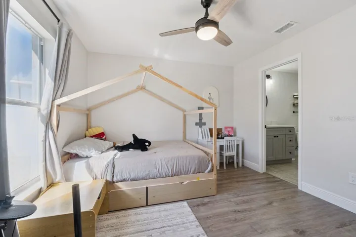 Guest Room 1