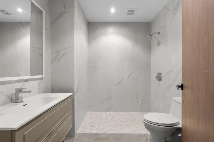 Representative photo- not actual unit. Design / features may vary.