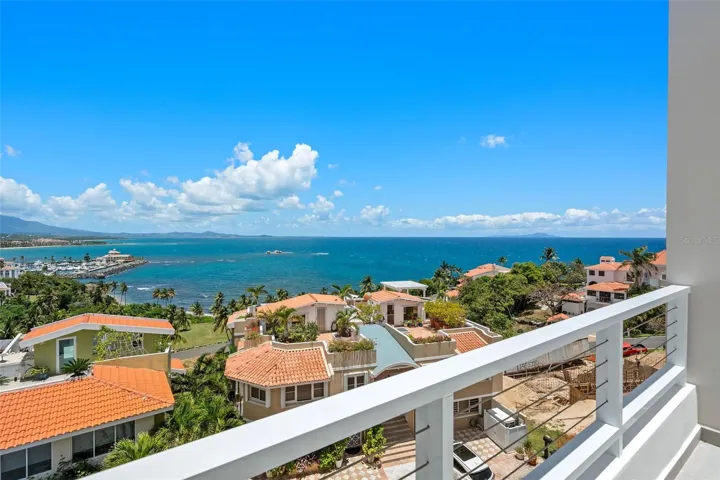 Representative photo- not actual unit. Design / features may vary.