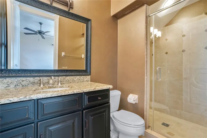 Ensuite Bath to upstairs Bedroom