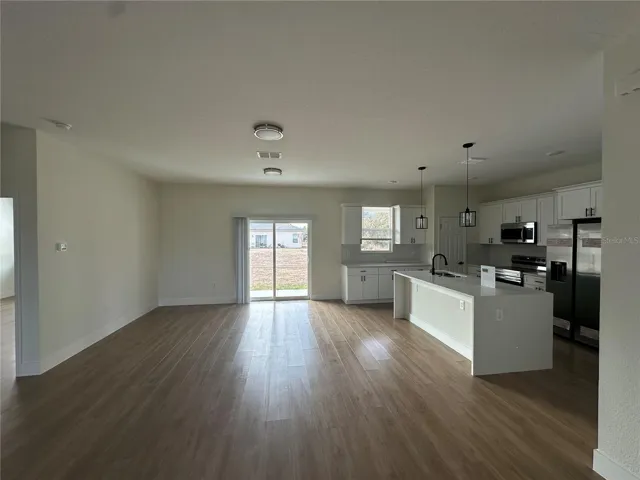 DINNING ROOM