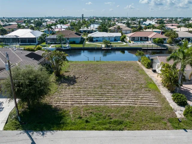Front of Lot View