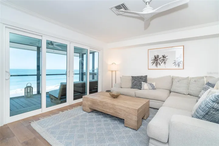 Living Area, Deck and View of Gulf.