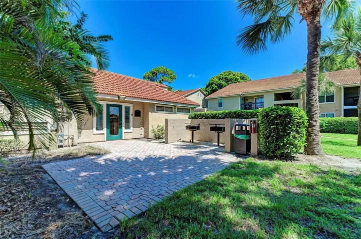 Clubhouse and Grills
