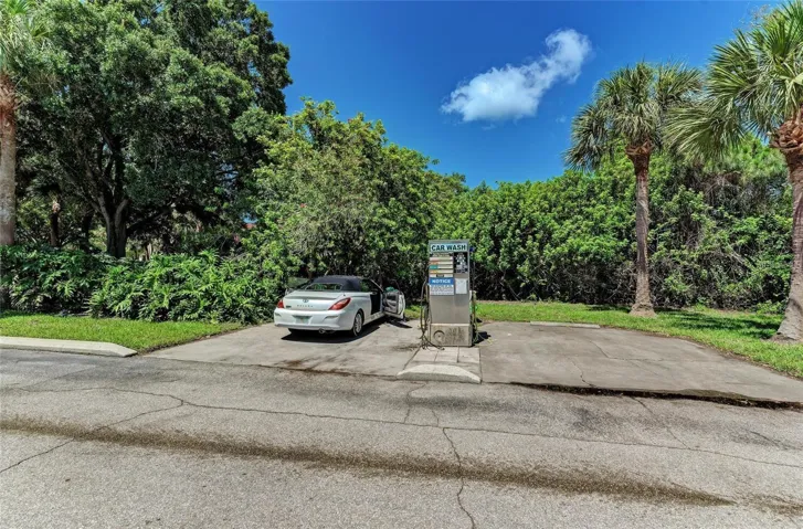 Car Wash Station