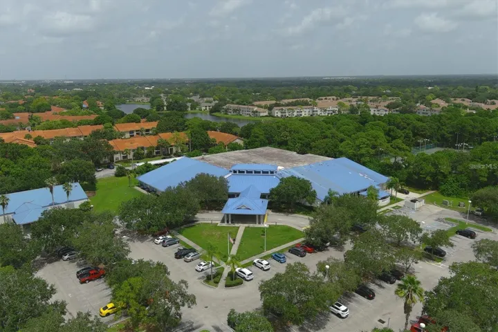 only a few steps to the YMCA