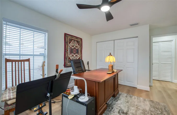 Office/3rd bedroom