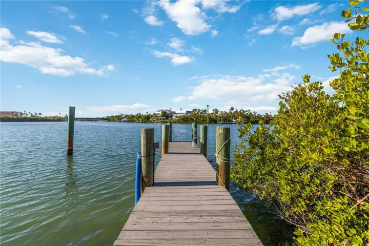 100" double sided deep water dock, no bridges to intercoastal