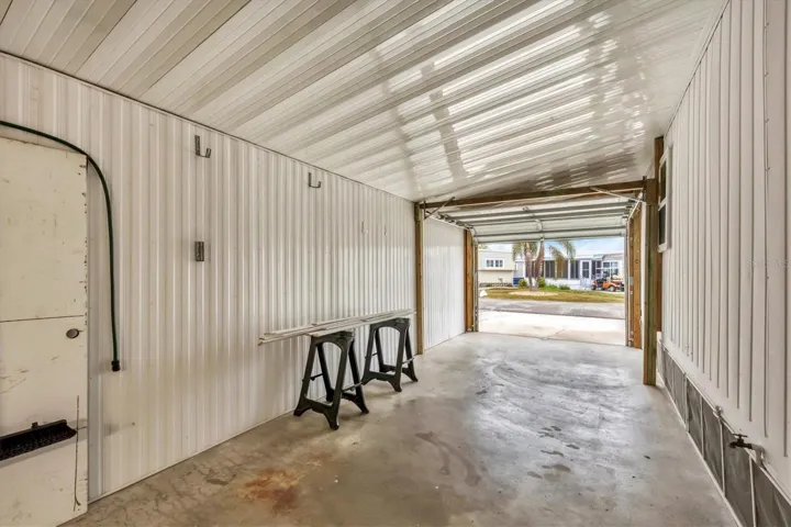 One car garage