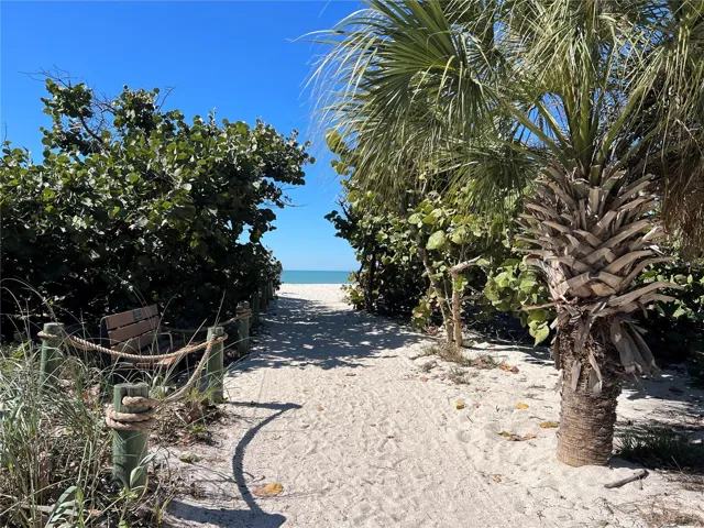 Nokomis Beach entrance