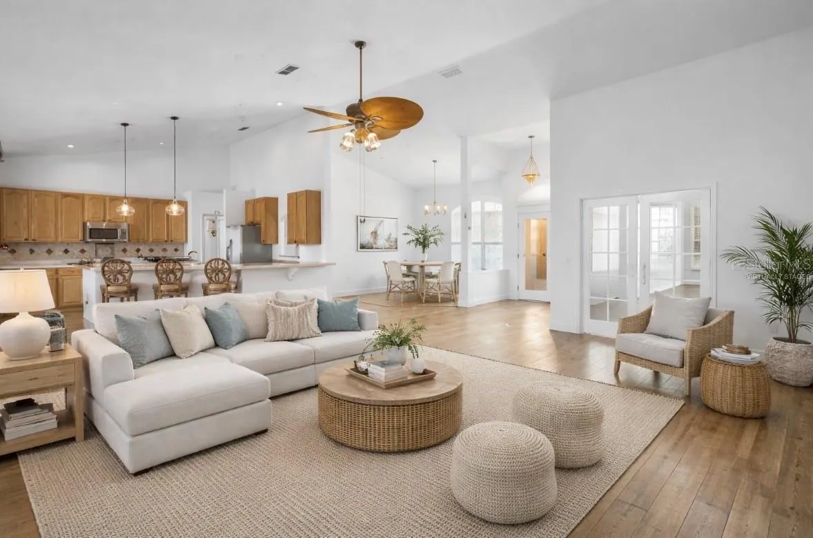 *VIRTUALLY STAGED LIVING ROOM
