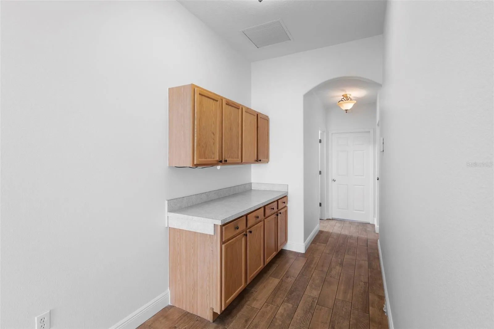 HALL TO LAUNDRY ROOM
