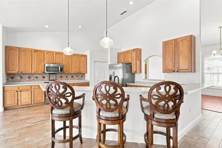 KITCHEN BAR TOP